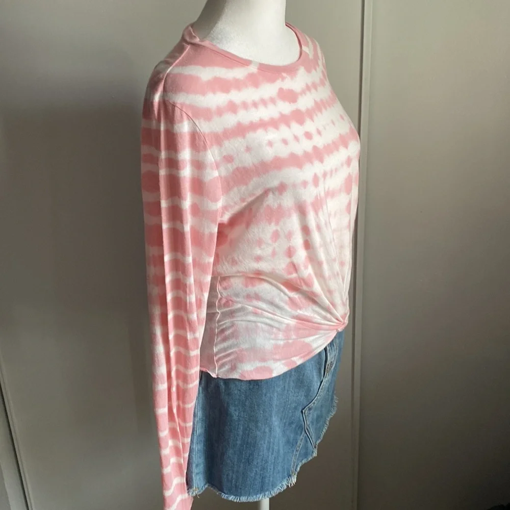 VS PINK NWOT GIRLFRIEND TWIST FRONT TIE DYE LONG SLEEVE CROPPED TEE - Picture 7 of 10
